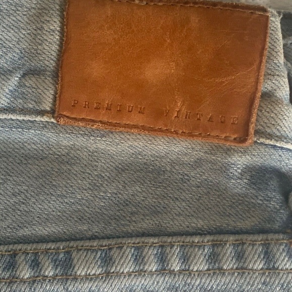 Citizens of Humanity Emerson Slim Boyfriend Jeans - Picture 6 of 8